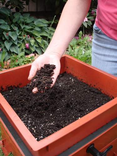 worm factory vermicomposting system - 3 tray